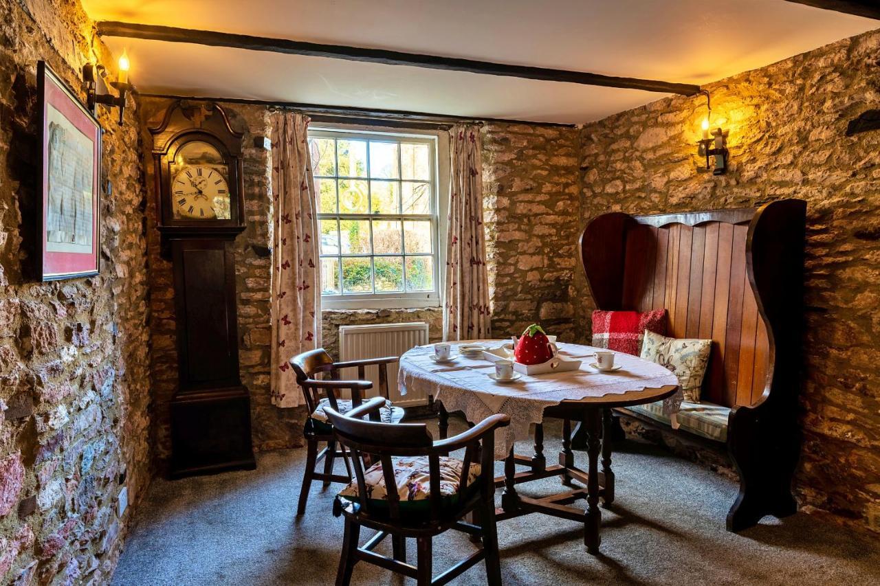 Finest Retreats - The Old Church House Inn Broadhempston Экстерьер фото