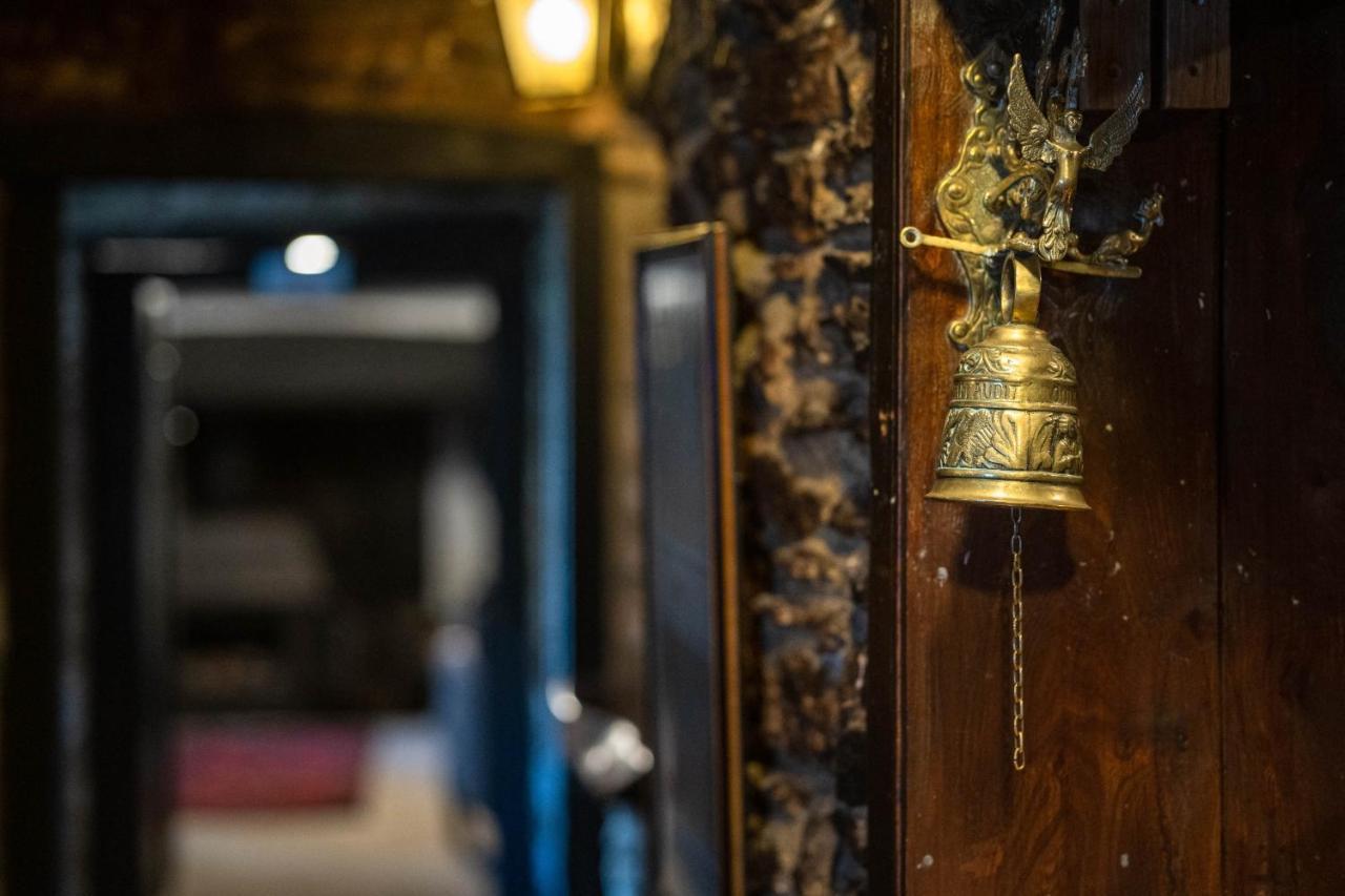 Finest Retreats - The Old Church House Inn Broadhempston Экстерьер фото