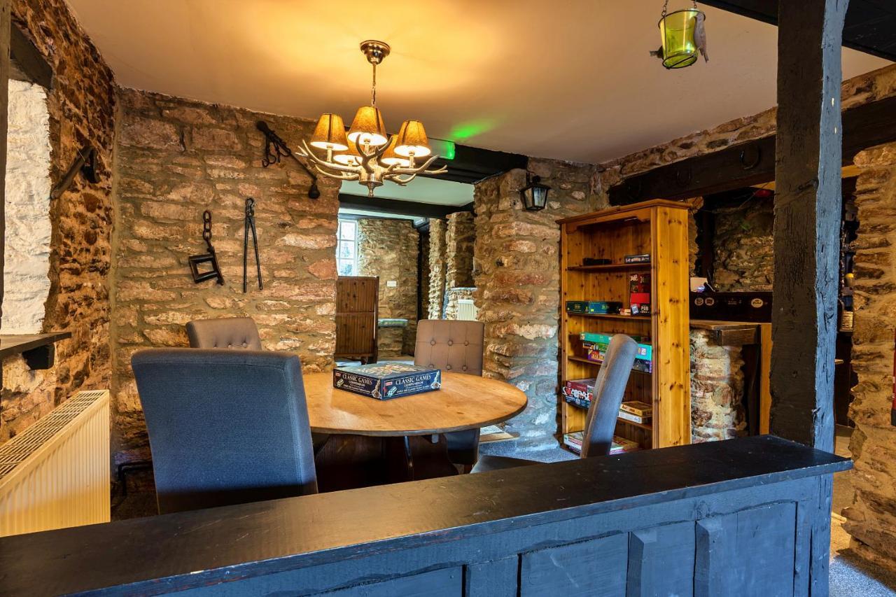 Finest Retreats - The Old Church House Inn Broadhempston Экстерьер фото