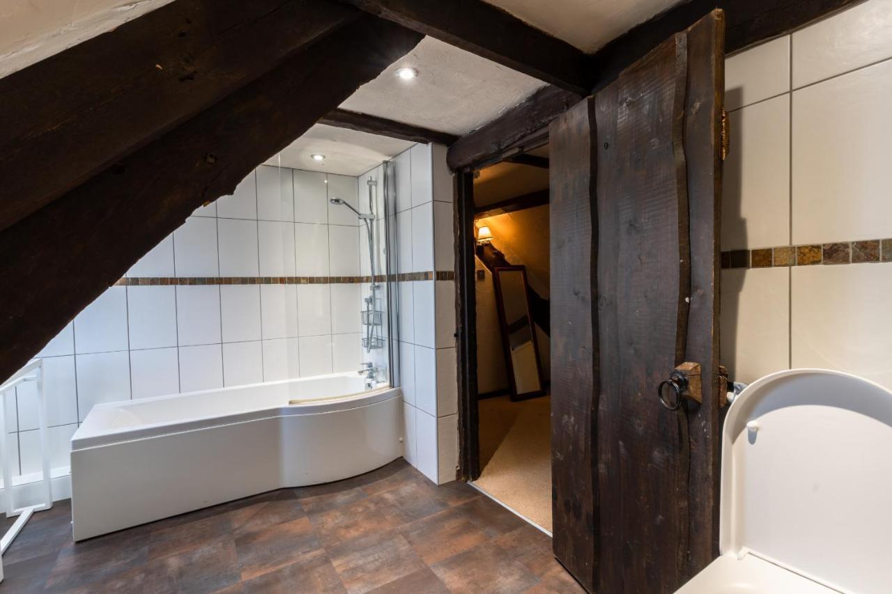 Finest Retreats - The Old Church House Inn Broadhempston Экстерьер фото